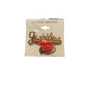 FASHION BROOCH WITH GRANDMA AND FLOWERS